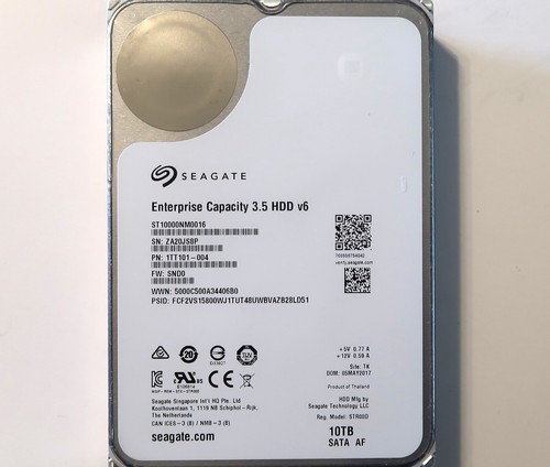 Seagate ST10000NM0016 1TT101-004 SND0 TK (ZA20) 10TB 3.5" Sata HDD 05MAY2017 - Afbeelding 1 van 1