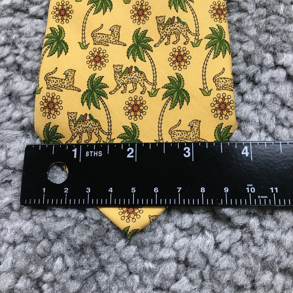 Corbata Salvatore Ferragamo Para Hombres Cuello de Seda Amarillo Selva Guepardo Palmera Italia Foto 4 de 4