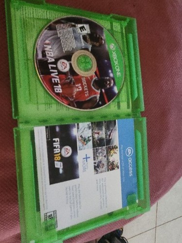 Xbox One 10 Game Lot-Elder Scrolls, Madden 16, 17 & 18, NBA2K15 16 &17 FIFA18.. - Picture 21 of 24