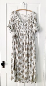 oasis cream floral dress