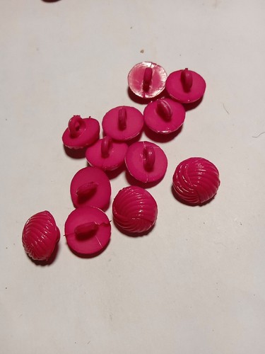 12 Boutons Anciens Perle Givrée - Diamètre 10 Mm, Occasion, Pour Couture Ou Customisation