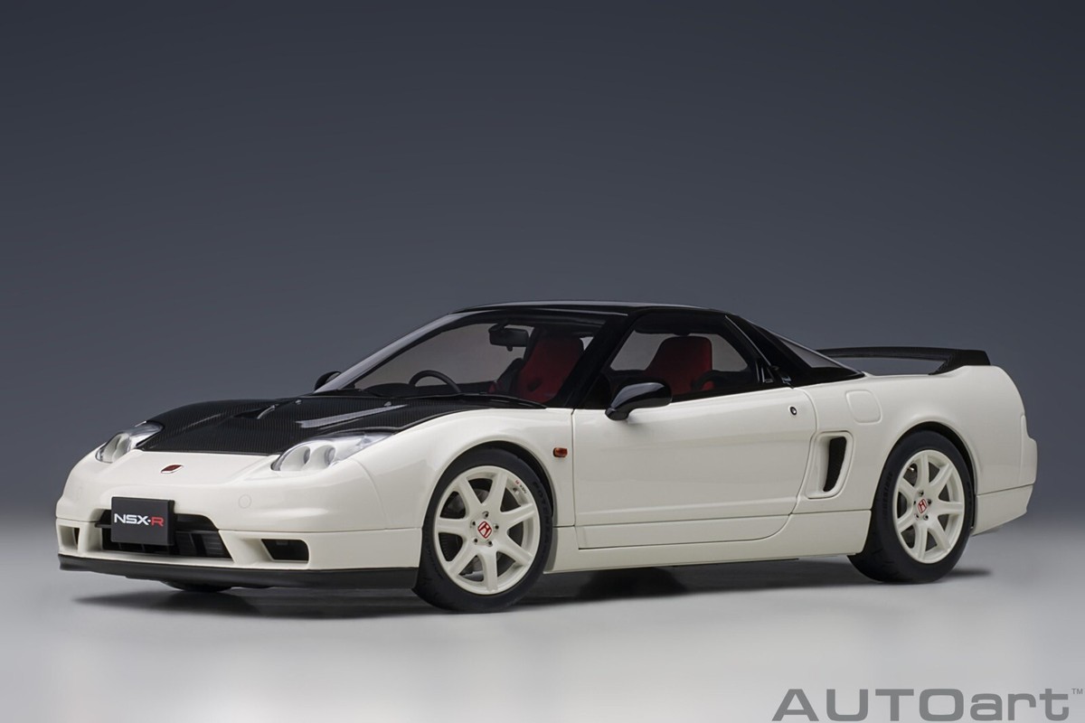 AUTOart 1/18 ホンダ NSX-R NA2 AUTOart 1/18 ホンダ NSX-R （NA2）（チャンピオンシップ