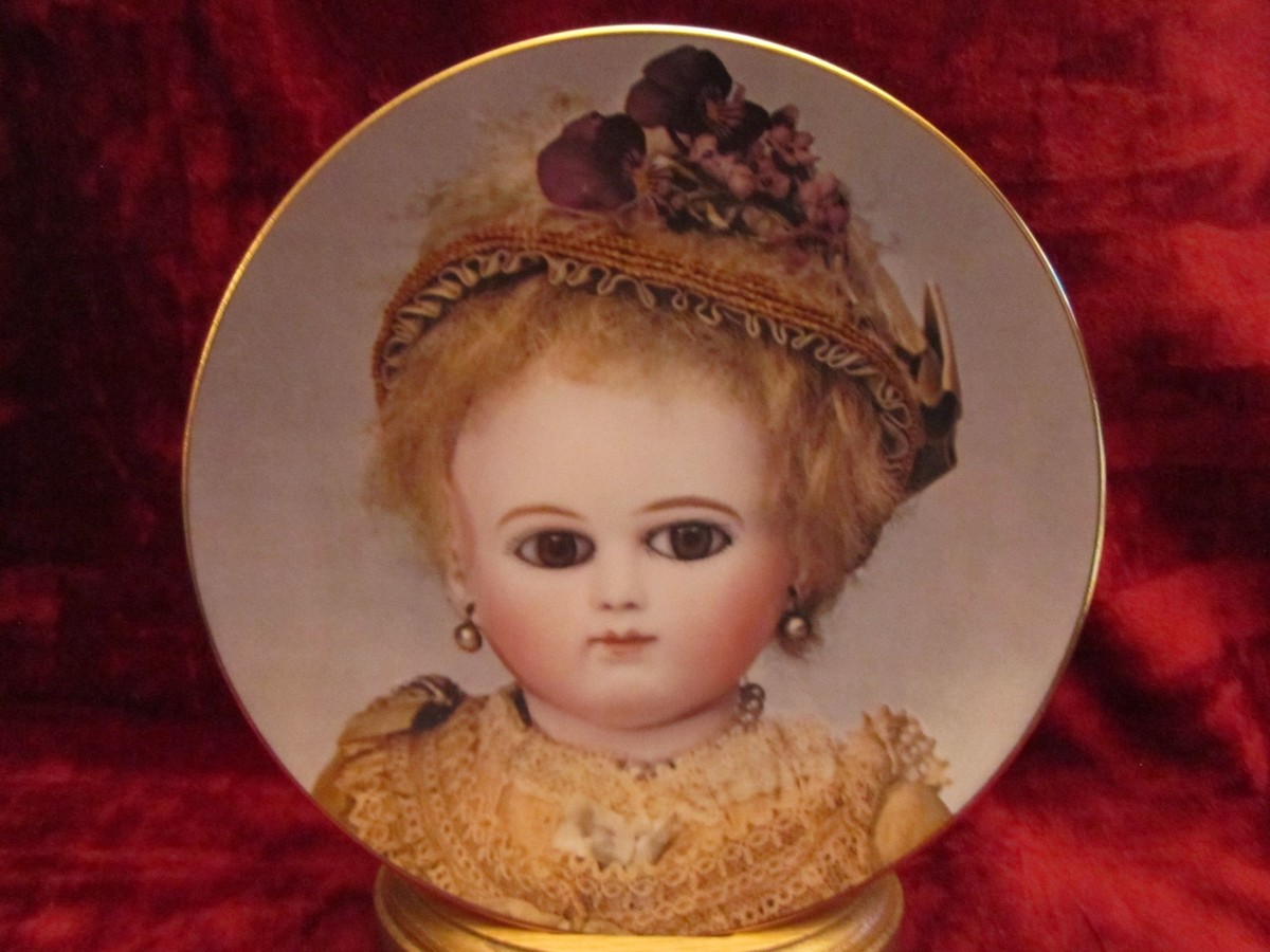 THE SCHMITT doll collector plate OLD FRENCH DOLLS Mildred