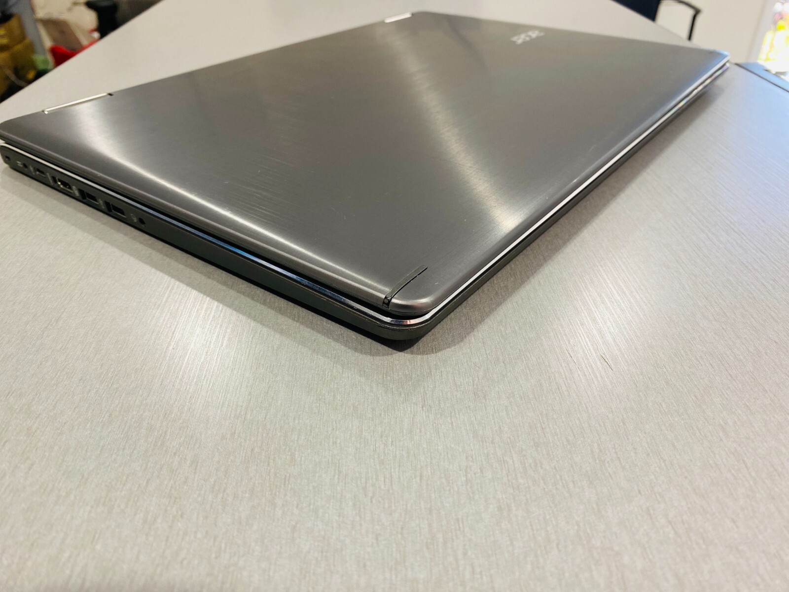 Acer Aspire R5-571TG-70TV 15.6" Touch (i7-7500U/2.70GHz/12GB RAM/128GB + 1TB) - Picture 7 of 10