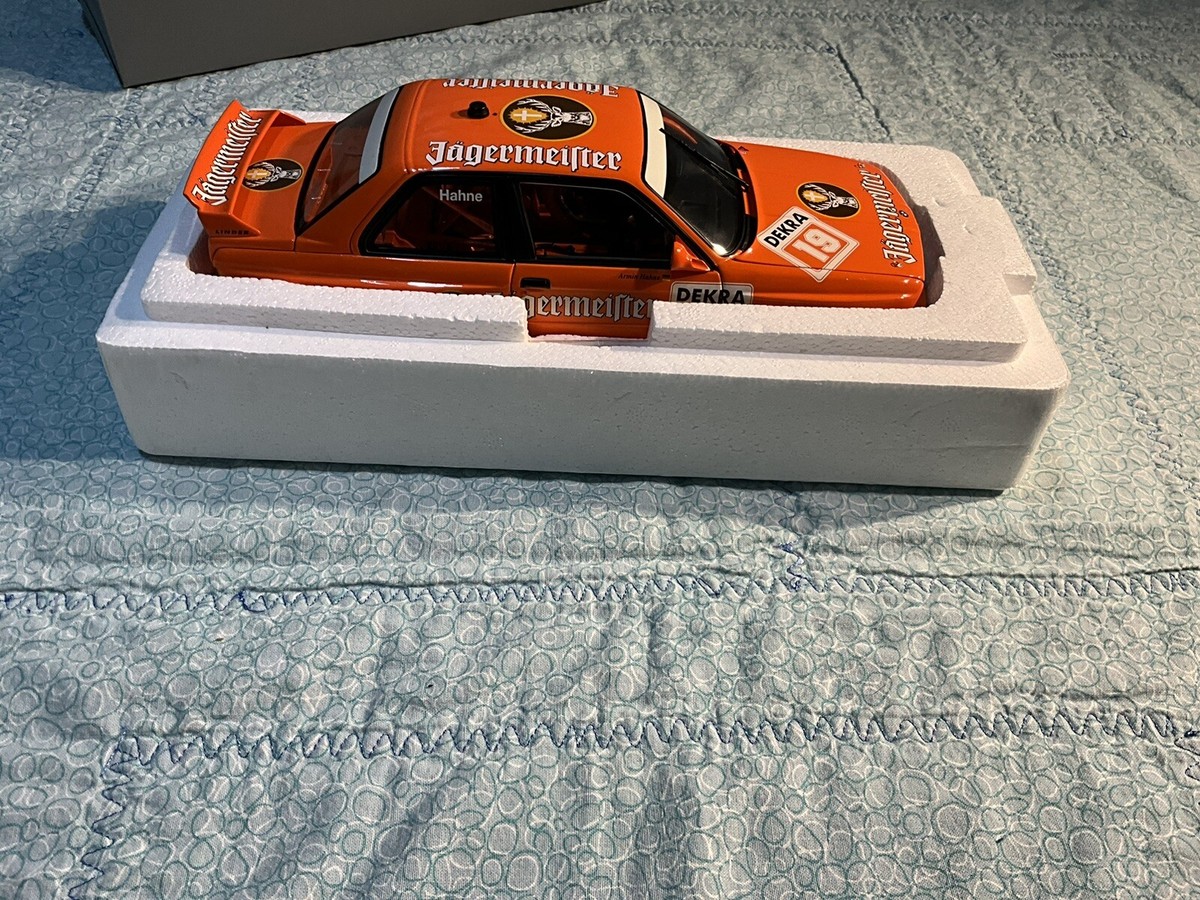 Minichamps 1:18 BMW E30 M3 DTM Jagermeister #39 DTM M Minichamps 1:18 BMW E30 M3 DTM Jagermeister #39 DTM M
