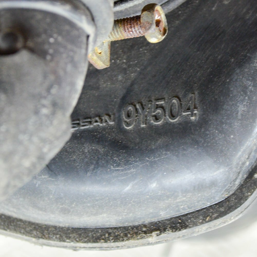 ディーゼル NISSAN MURANO Z50 Air Intake Pipe Hose Duct Tube 9Y504 3.5