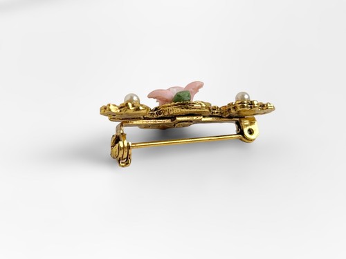 1980s Brooch Pink Porcelain Flower Gold Filigree Faux Pearl Bar Pin - Picture 5 of 9