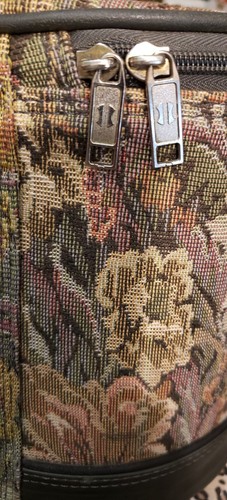 VTG AMERICAN TOURISTER FLORAL TAPESTRY COSMETIC CARRY ON SHOULDER LUGGAGE BAG - Picture 10 of 12