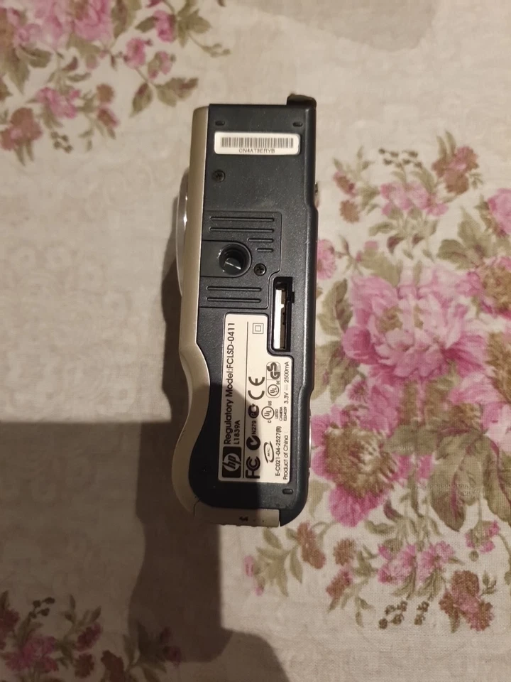 HP PhotoSmart M407 4MP Digital Camera with 3x Optical Zoom - Image 4 of 4