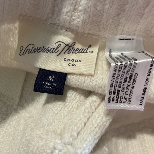 NWT Universal Thread Stretch Sweater Like Shorts Cream Size Medium $25 - Picture 5 of 5