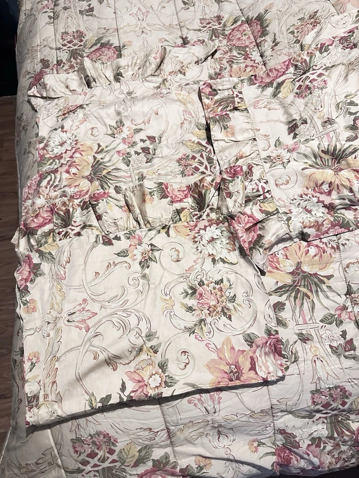 Juego de edredón Ralph Lauren Ginebra Aragón King satén de algodón floral con 3 fundas Foto 2 de 4