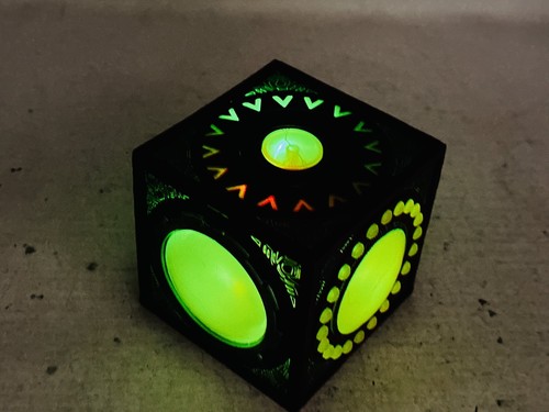 DC Comics Sammlerstücke Jack Kirby Mother Box Requisite Replik - FUNKTIONIERT! - Bild 7 von 8