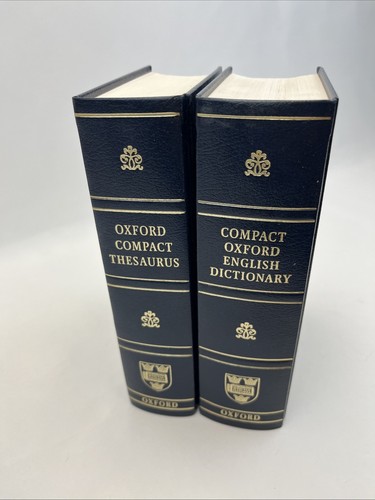 The Compact Oxford English Dictionary 2nd Edition, Hardcovers - Picture 2 of 8