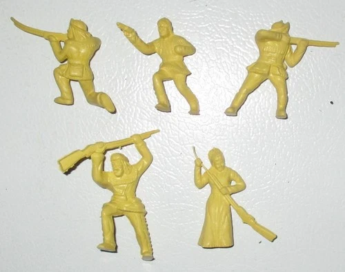 Marx 1950s Fort Apache 60MM Vinyl Pioneers Color Matched Yellow