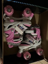 New Kuxuan roller skates