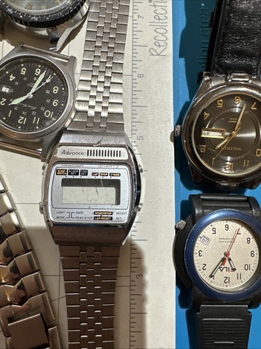 Mixed Lot Of Assorted Various Brand Watches For Parts ~ Untested / Sold As Is - Foto 4 di 19