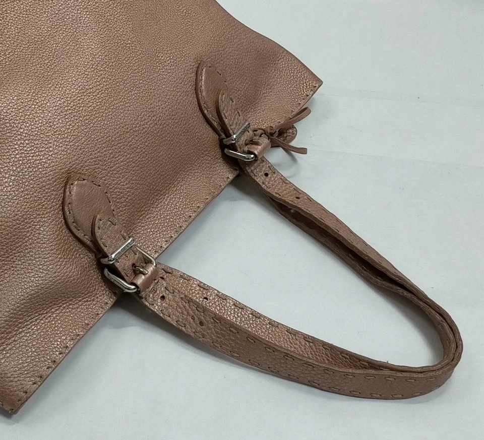 AUTÉNTICO Bolso de Hombro Fendi Vintage Cuero Rosa Foto 4 de 4