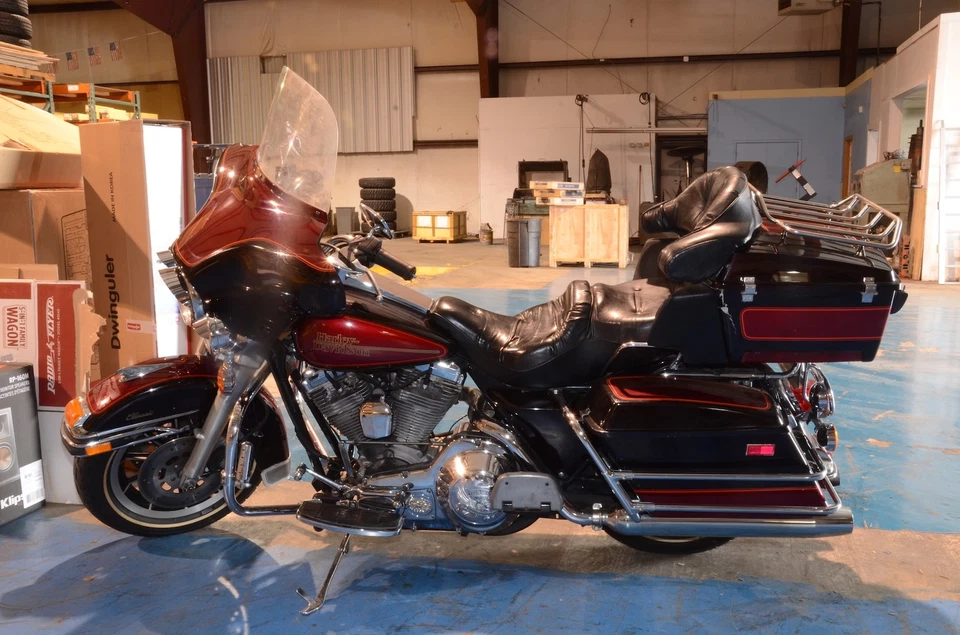 Harley-Davidson Electra Glide 1989 tanque de aceite FLHTC Foto 3 de 3