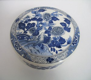 Tiffany Co Peony Round Trinket Dresser Box With Lid Blue