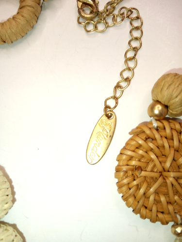 Collar de cuentas Plunder Designs September Posse tono natural y dorado ~ 38" - Imagen 6 de 13