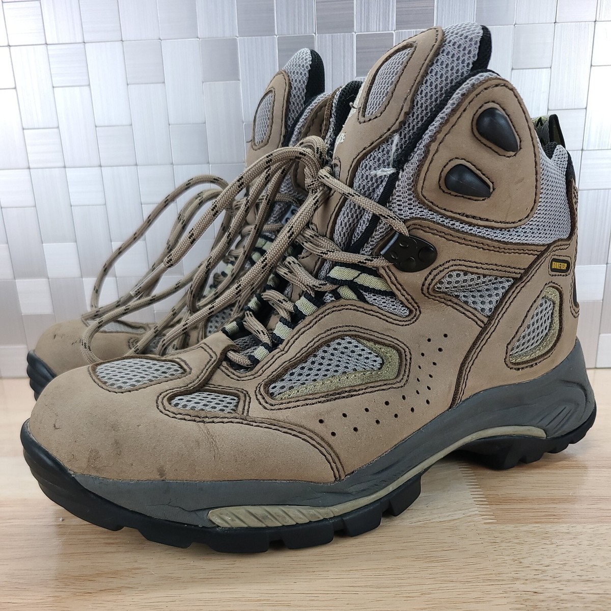 Vasque Breeze Gore-Tex XCR Hiking Boots - Women's 9.5M 7465