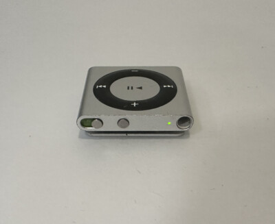 Apple iPod Shuffle 4th Generation Silver (2 GB) Works Great