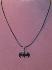 BATMAN THE DARK KNIGHT SYMBOL NECKLACE
