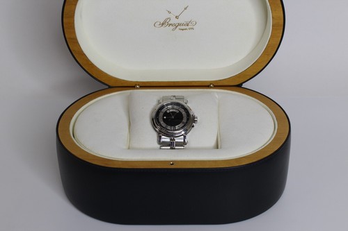 Breguet Marine Automatic Big Date Men's Black Watch - 5817ST/92/SV0 - Picture 17 of 21