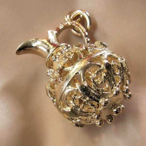 Breloque remise cruche fantaisie or 9 ct seconde main