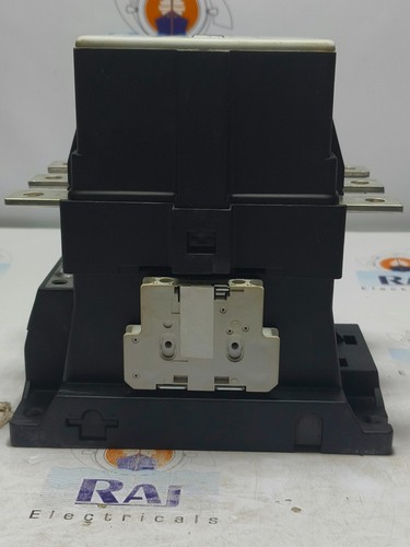 NEW SIEMENS 3TF52 POWER CONTACTOR (220V) 50/60HZ AC,(FREE FAST SHIPPING) - Picture 5 of 10