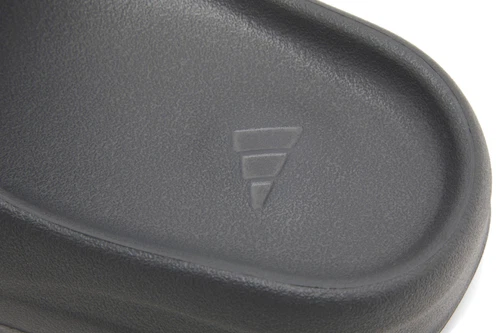 NEWAdidas Yeezy Slide - EVA Construction for Comfortable, Non-Slip Wear - Picture 13 of 13