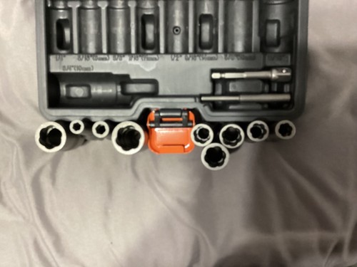Yekepro 11 Piece 3/8" Drive Twist Deep Bolt Extractor Set - Foto 3 di 4