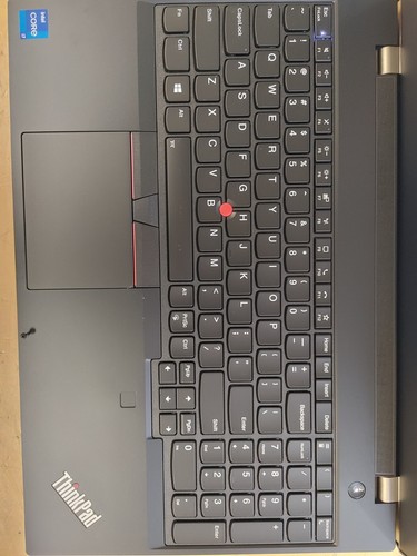 LENOVO THINKPAD P15v Gen 2 Core i7-11800H@ 2.30GHz, 4GB RAM , NO SSD, FOR PARTS - Picture 3 of 20