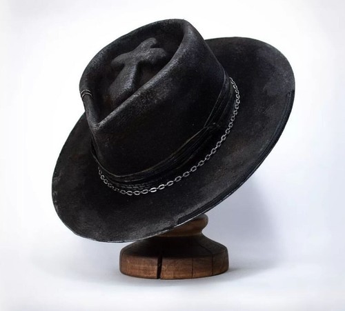 Exclusive Custom Handmade Hats - Picture 14 of 16
