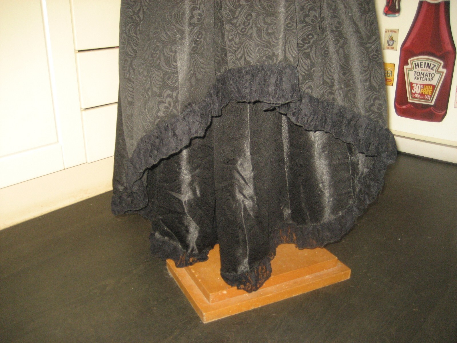 Picture 4 of 5