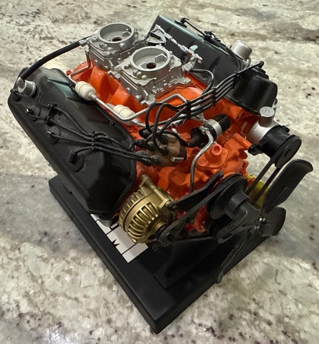 Liberty Classics Dodge 426 HEMI Engine; 1:6 Scale - Picture 2 of 7