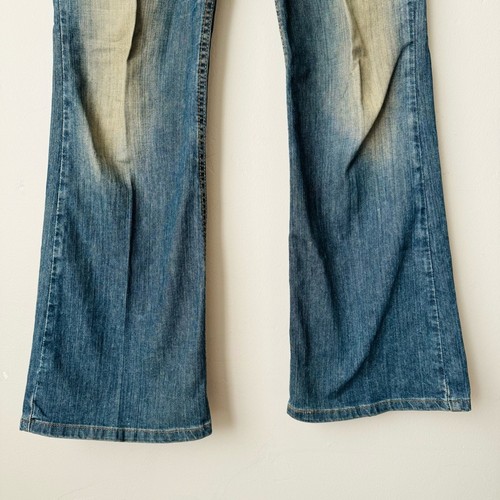 LEVI’S Jeans 518 Super Low Boot Cut med wash Y2K leichte Stretchjeans Damen 11 - Bild 3 von 14