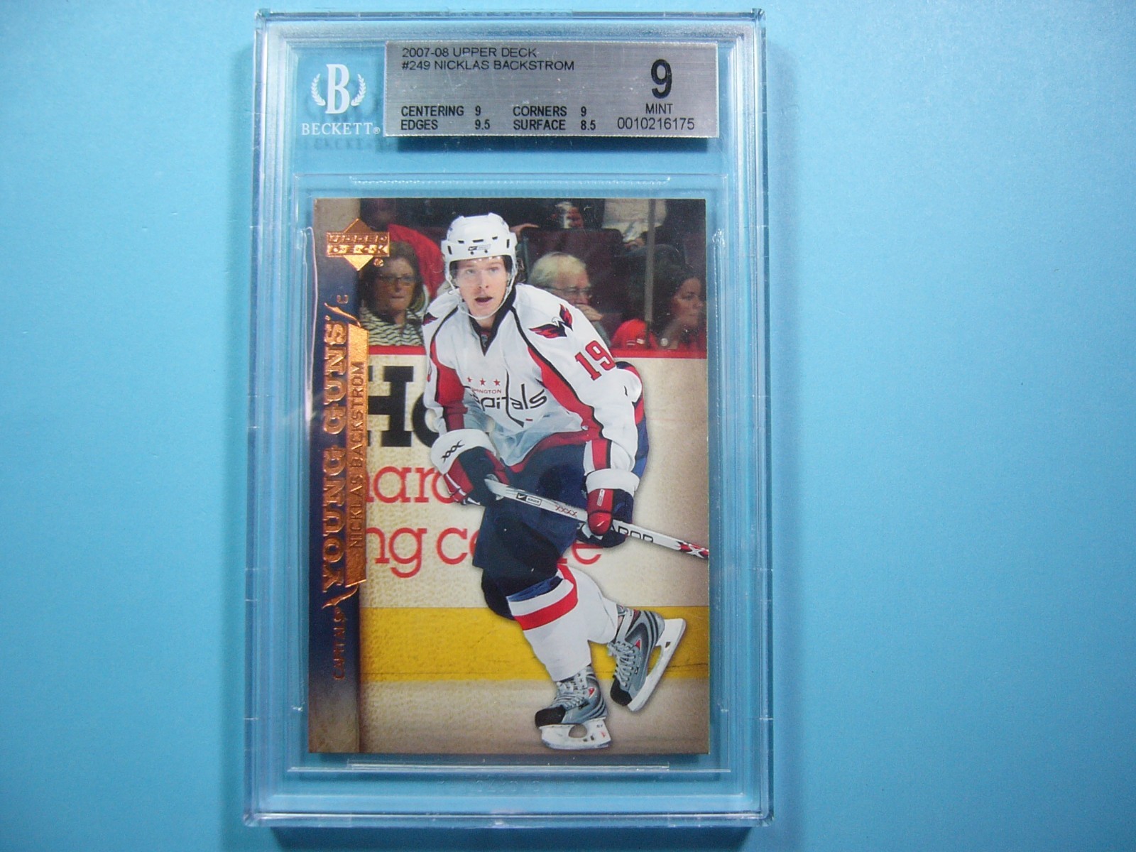 2007/08 UPPER DECK YOUNG GUNS HOCKEY CARD #249 NICKLAS BACKSTROM ROOKIE BGS 9 UD