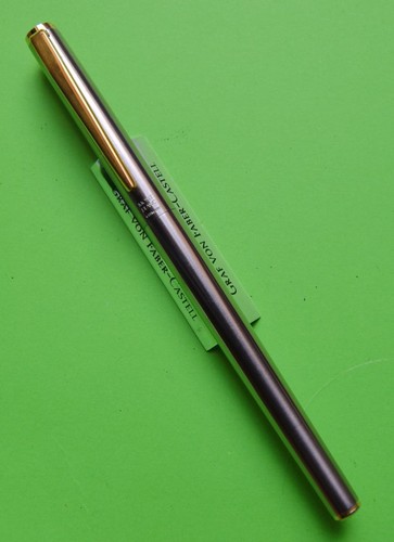 Montblanc Noblesse Patronenfüller mit einer 14ct Goldfeder
