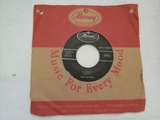 45rpm The Platters/I Wish-It's Raining Outside cond please c pics