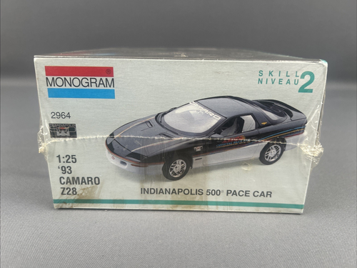 Sealed Monogram 1/25 Scale Model Kit Indy 500 Pace Car 1993 Camaro Z28 #2964 NIB - Picture 6 of 7