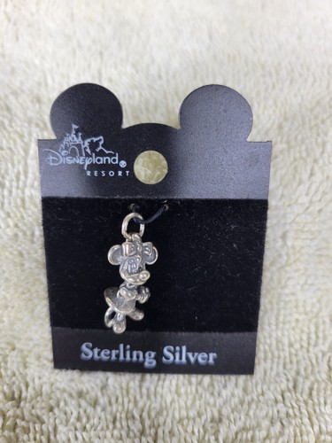 DISNEY 3-D MINNIE MOUSE PLATA ESTERLINA SÓLIDA .925 COLGANTE ENCANTO *NUEVO* PANDORA** - Imagen 1 de 2