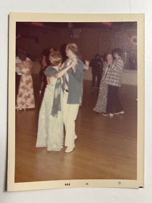 Vintage Snapshot Found Photo Couple Dancing Party Holiday Candid 1970s 3.5 X 4.5