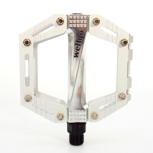 Wellgo CNC Alloy BMX MTB Dirt Jump 9/16" Sealed Bicycle Pedal Black Blue Red - Picture 8 of 8