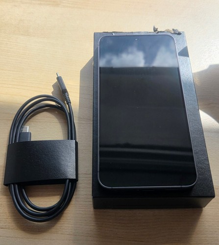 Samsung Galaxy S24 128go Noir Déverrouillé Dual Sim Excellent Etat - Foto 2 di 7