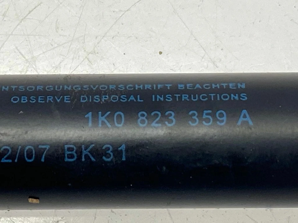 Volkswagen Golf V Hatchback mk5 2007 1.4 Ant. Cofano Montante Ammortizzatore Foto 2 de 4