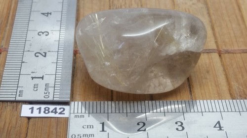 RUTILQUARZ - EXTRA - Rollstein Mineralien Lithotherapie Reiki Sammlung - Bild 2 von 4