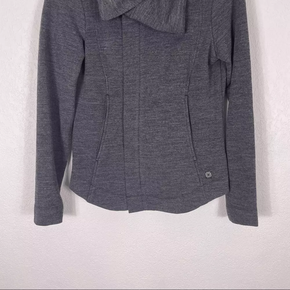smartwool merino wool asymmetrical front jacket