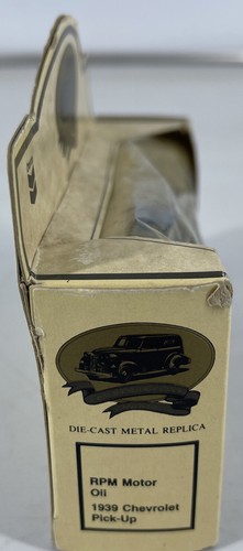 LLEDO ~ 1939 Chevrolet Pickup / RPM Motor Oil ~ Die Cast ~ New Unopened - SEE - Picture 3 of 5