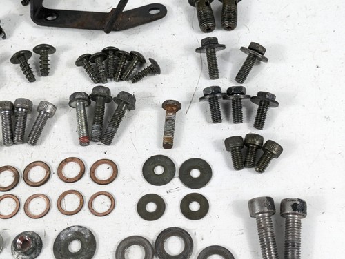 1998 - 1999 Yamaha R1 YZF 1000 Misc Nuts Bolts Retainers Washers Hardware - Picture 4 of 11